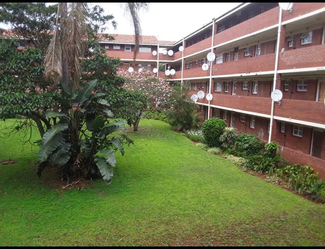 2 BEDROOM APARTMENT FOR SALE IN BLUFF